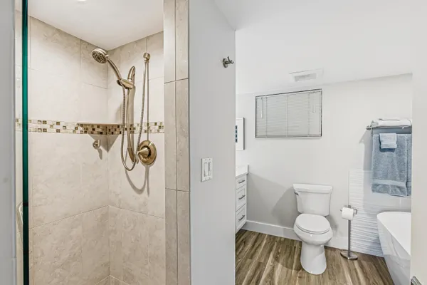 $995,000 | 176 South Collier Boulevard, Unit 406, Marco Island, FL 34145