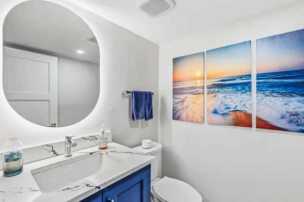 $995,000 | 176 South Collier Boulevard, Unit 406, Marco Island, FL 34145