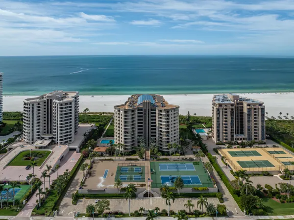 $995,000 | 176 South Collier Boulevard, Unit 406, Marco Island, FL 34145