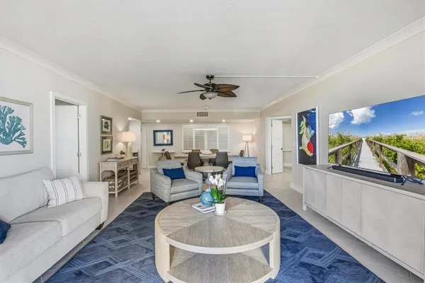 $995,000 | 176 South Collier Boulevard, Unit 406, Marco Island, FL 34145