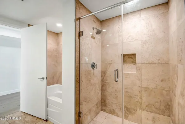 $6,500 | 7121 East Rancho Vista Drive, Unit 5011, Scottsdale, AZ 85251