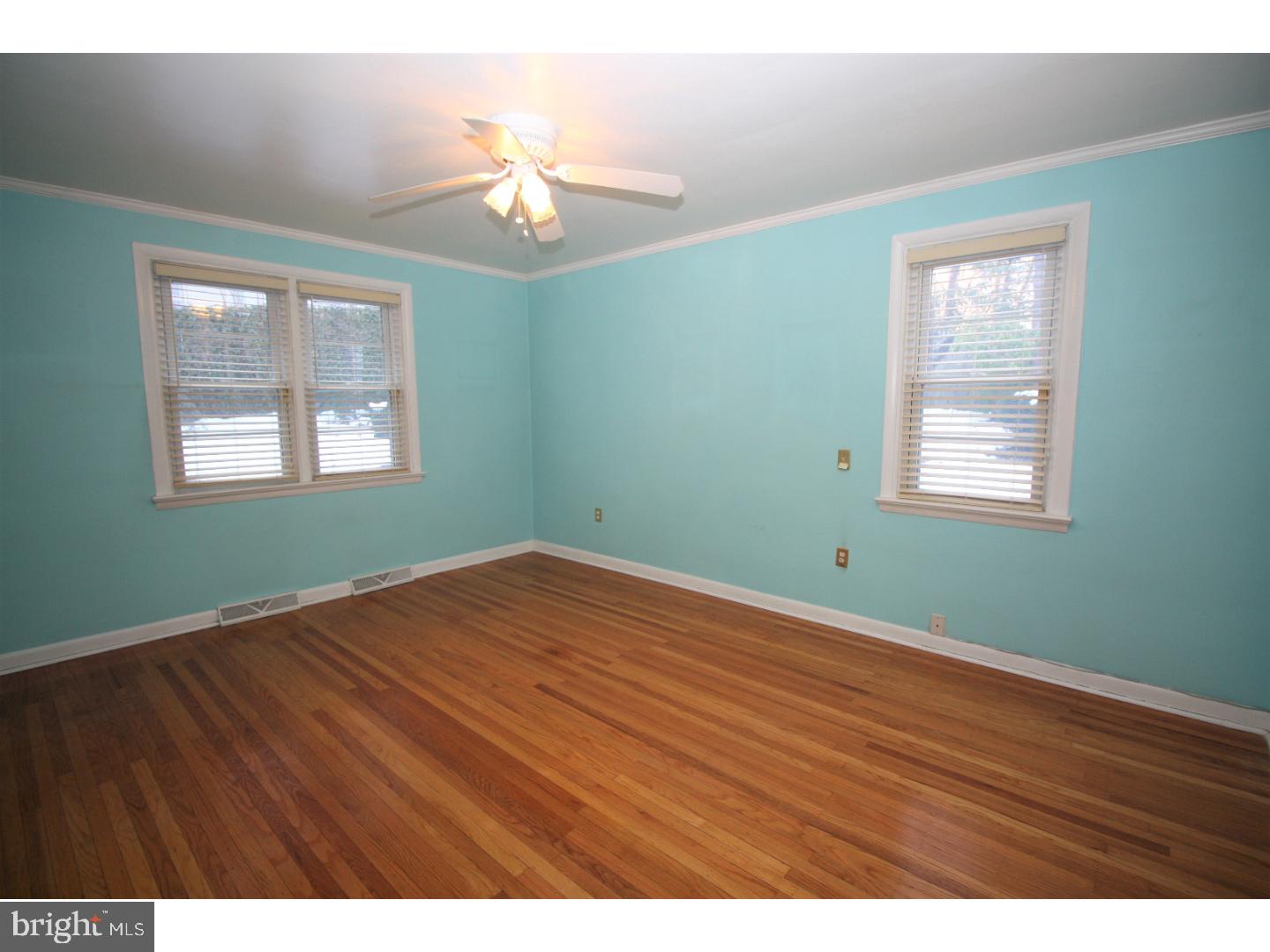 122 Hilltop Road Philadelphia, PA 19118 - Photo 13 of 25 Master Bedroom