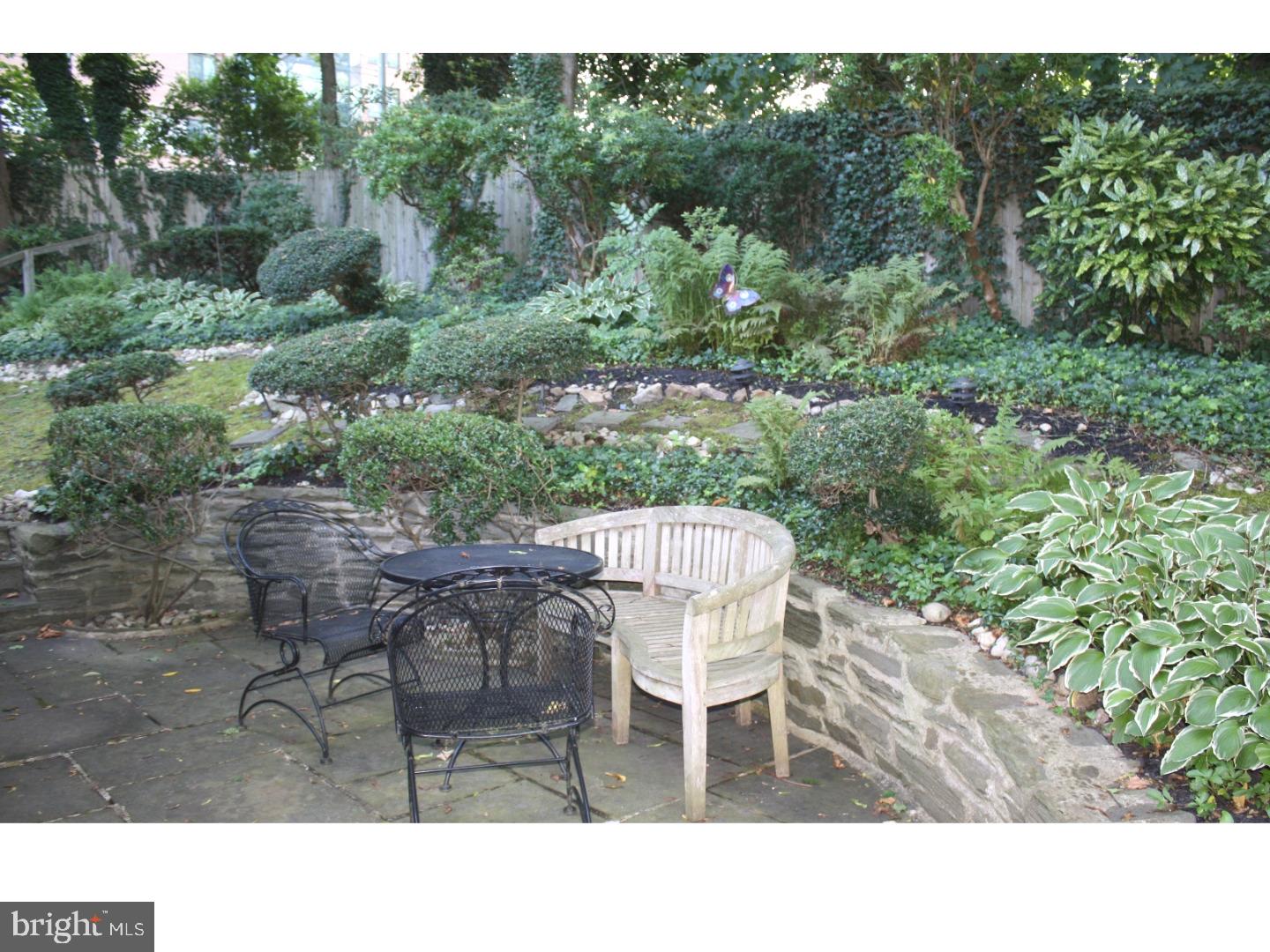 122 Hilltop Road Philadelphia, PA 19118 - Photo 24 of 25 Patio