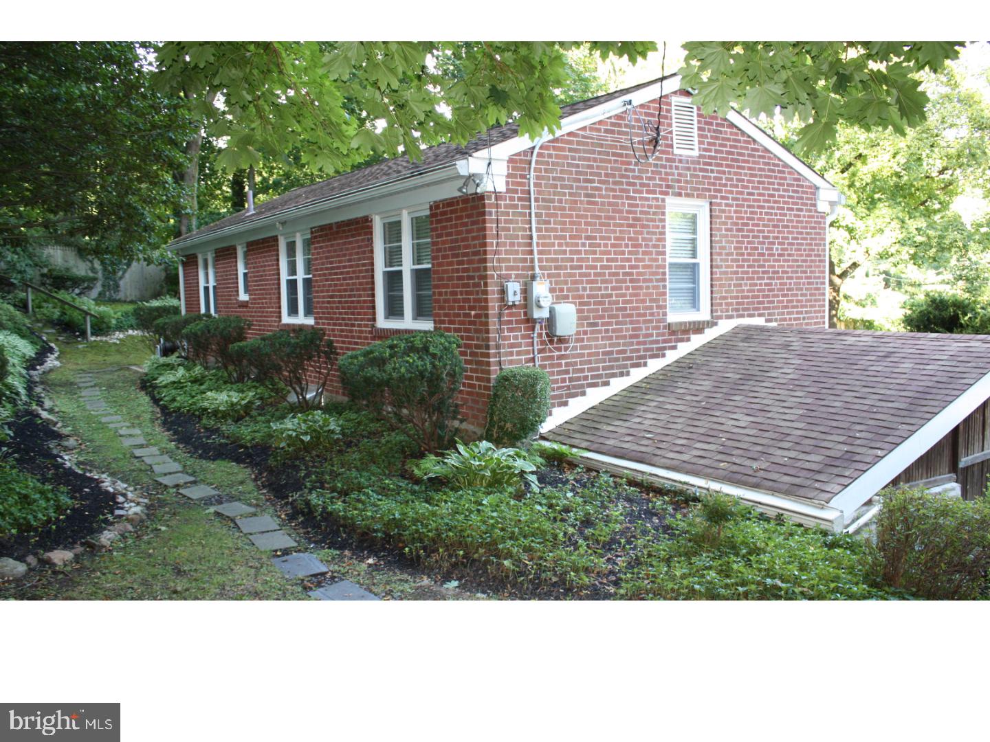 122 Hilltop Road Philadelphia, PA 19118 - Photo 25 of 25 Exterior Back