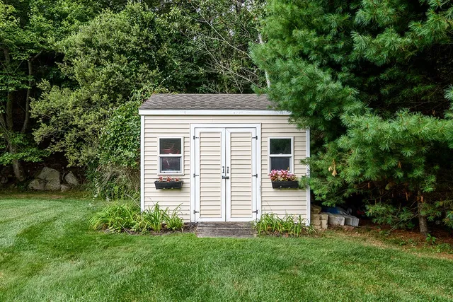 $610,000 | 19 Audubon Lane, Coventry, RI 02831