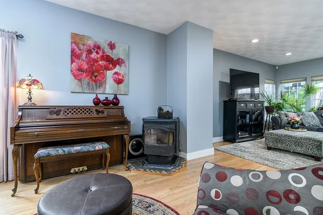 $610,000 | 19 Audubon Lane, Coventry, RI 02831