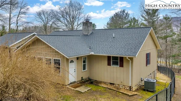 $399,000 | 133 Brandiwood Estate Drive, West Jefferson, NC 28694