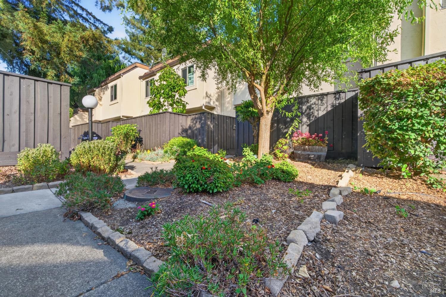 1713 Las Pravadas Court Santa Rosa, CA 95409 - Photo 28 of 32