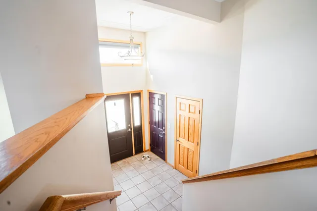 $339,000 | 615 5th Street Northeast, Plainview, MN 55964