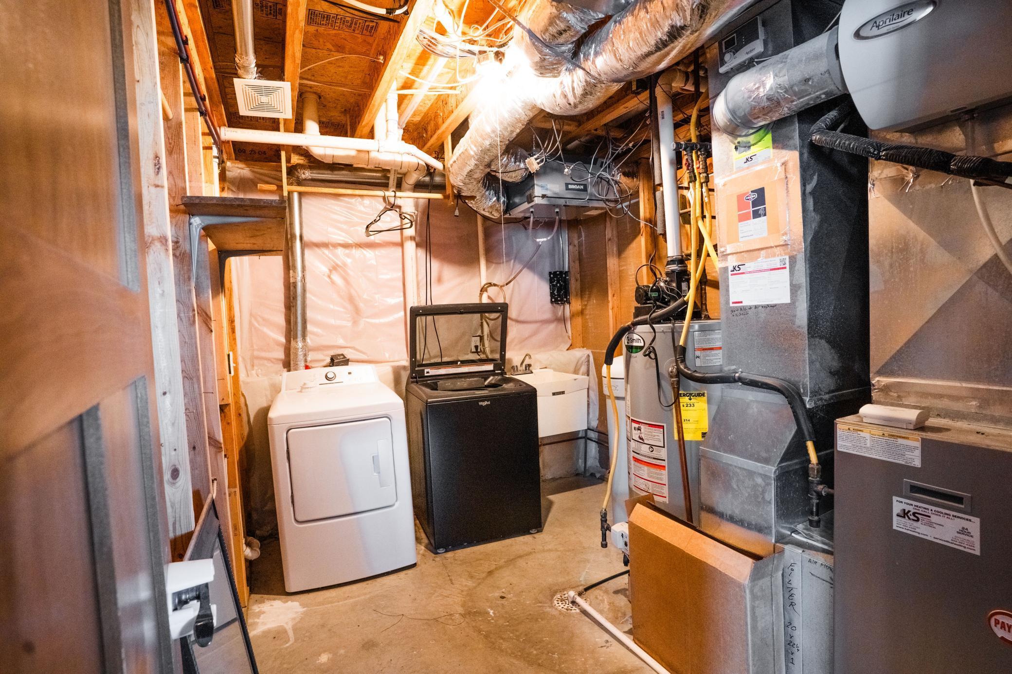 615 5th Street Northeast Plainview, MN 55964 - Photo 18 of 33