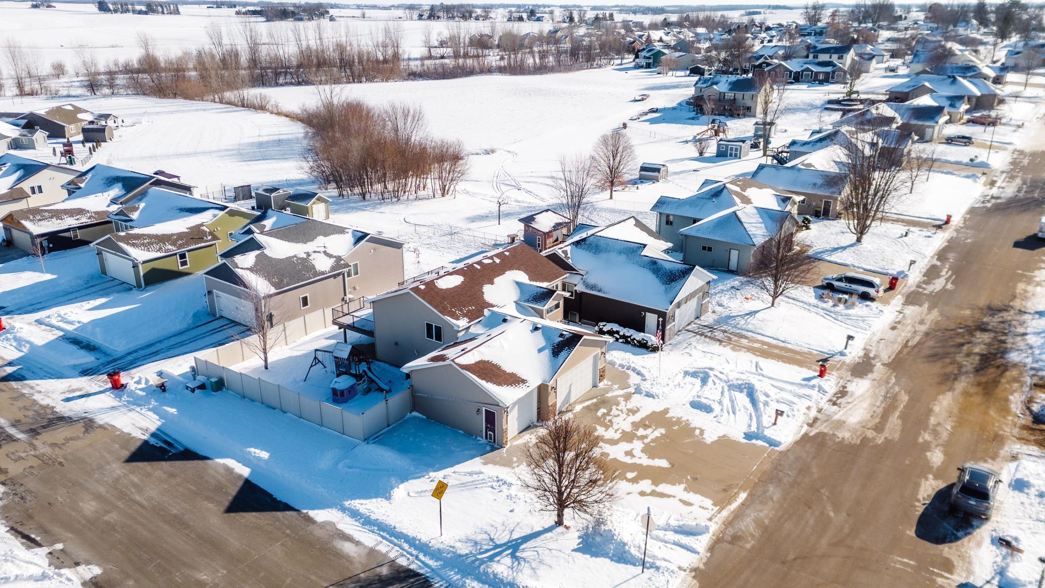 615 5th Street Northeast Plainview, MN 55964 - Photo 22 of 33