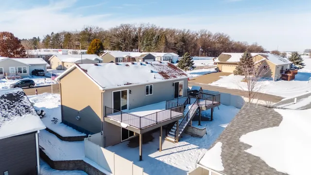 $339,000 | 615 5th Street Northeast, Plainview, MN 55964