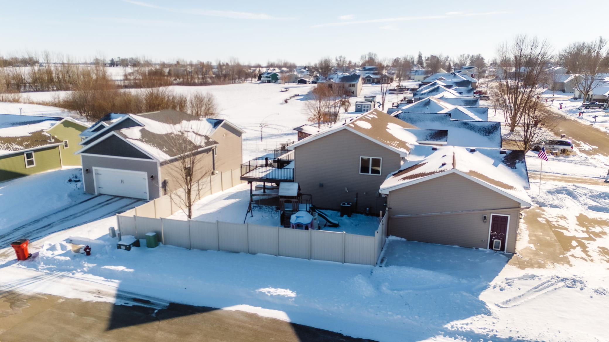 615 5th Street Northeast Plainview, MN 55964 - Photo 29 of 33