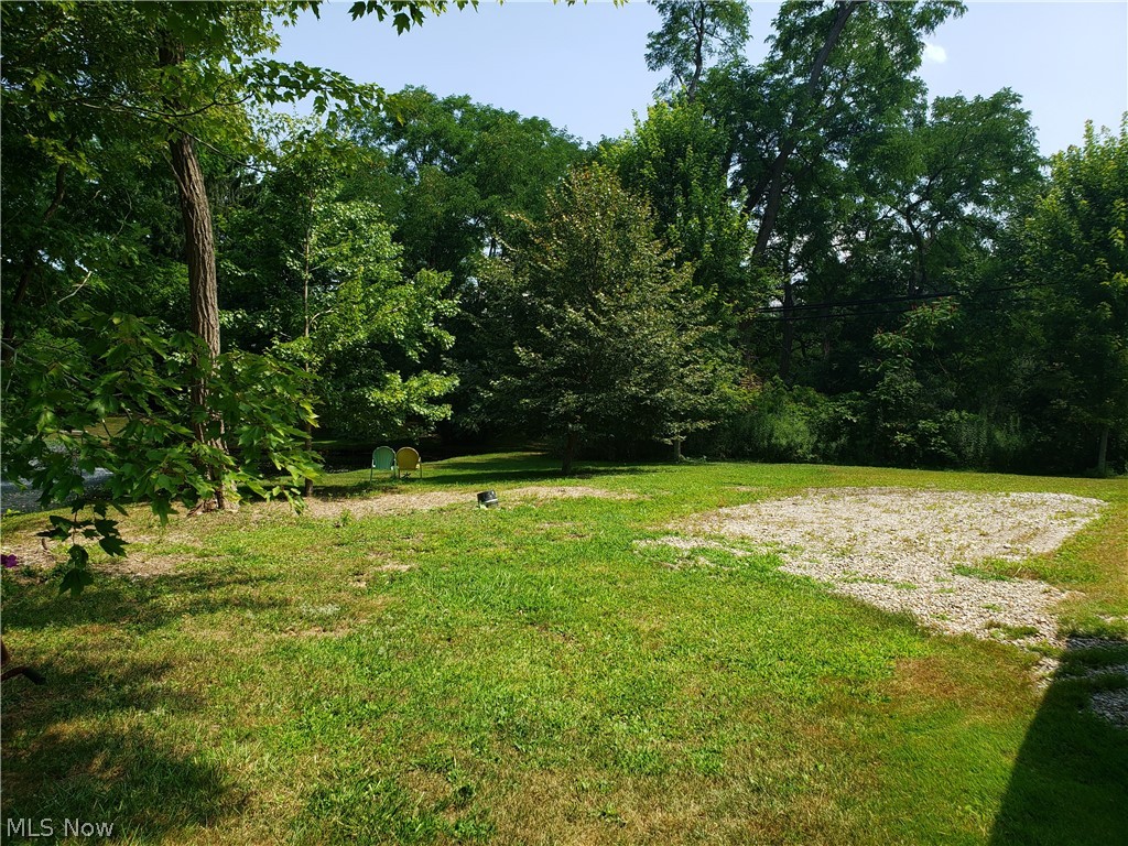 11599 Thwing Road Chardon, OH 44024 - Photo 33 of 35 2nd Driveway