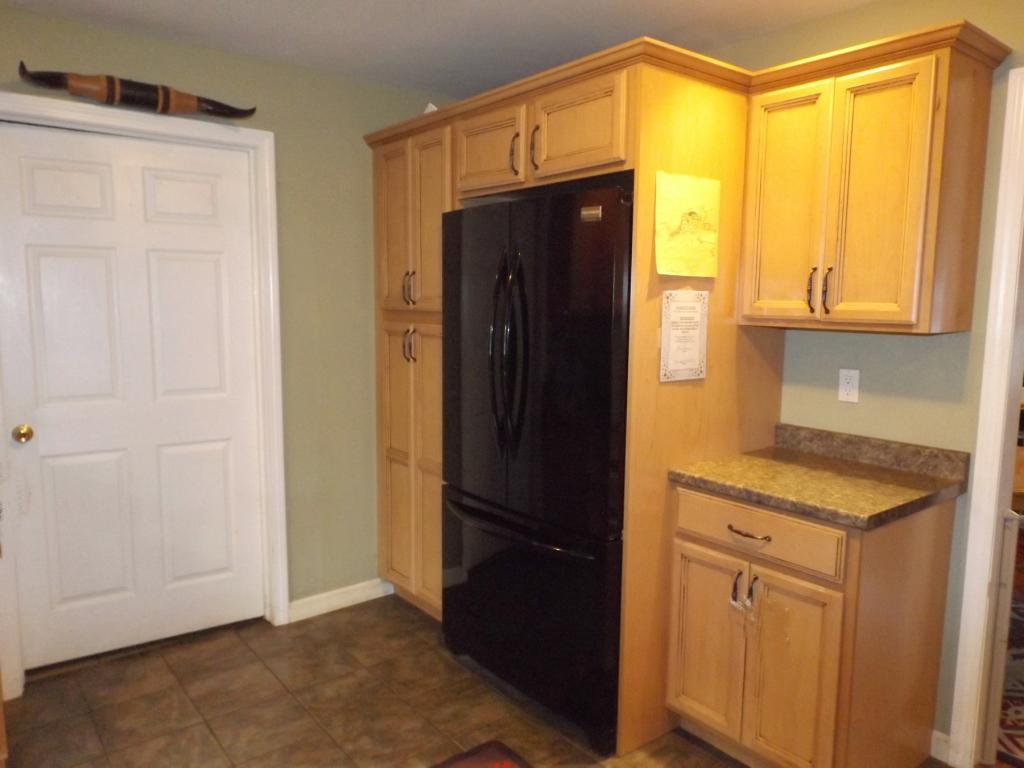 227 Adams Street Rutland, VT 05701 - Photo 9 of 23