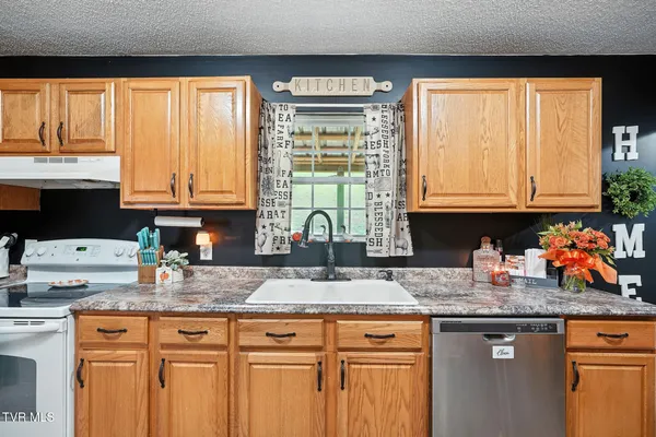 $160,000 | 9639 Cumberland Road, Pound, VA 24279