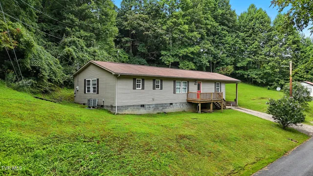 $160,000 | 9639 Cumberland Road, Pound, VA 24279