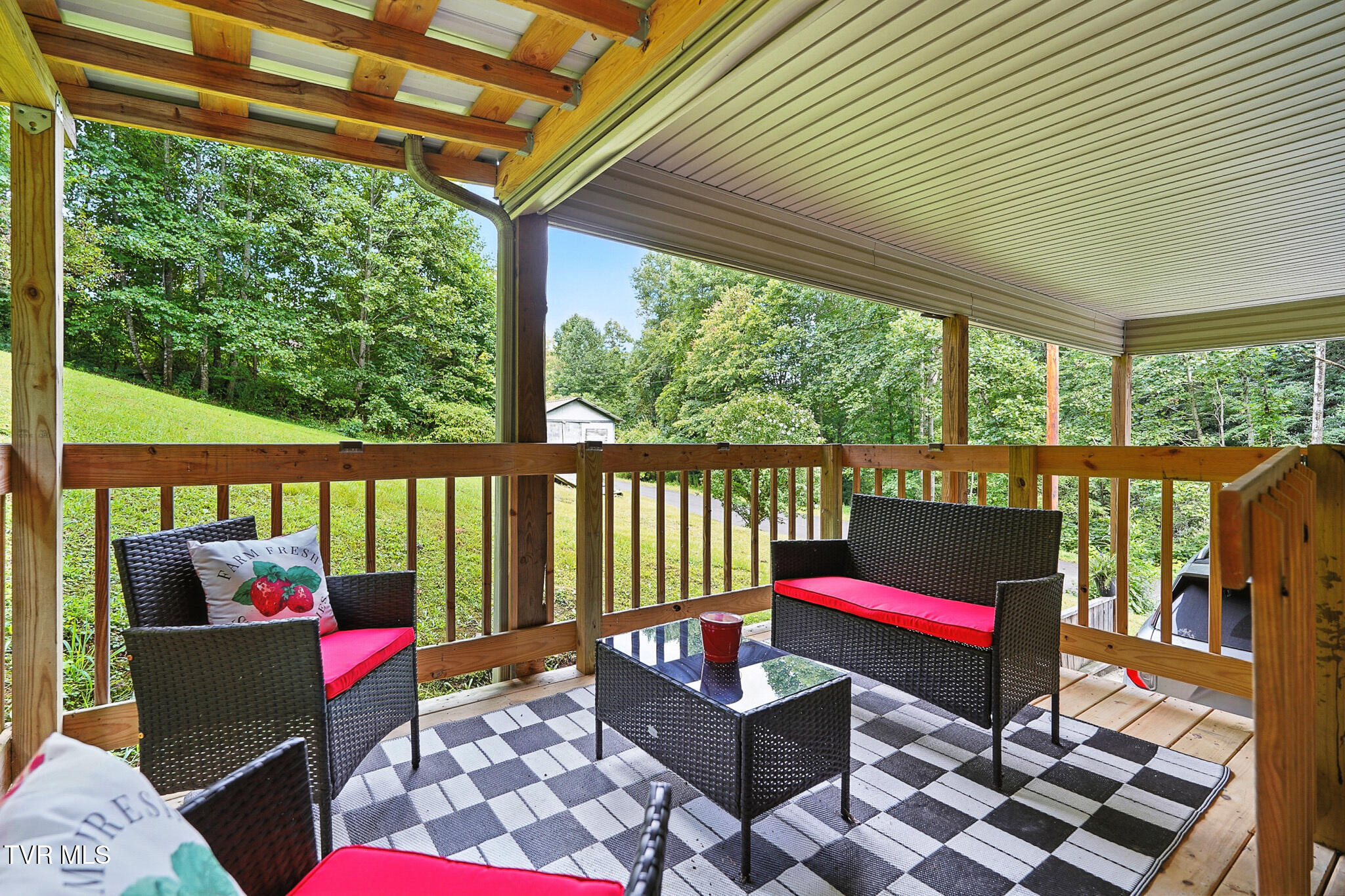 9639 Cumberland Road Pound, VA 24279 - Photo 29 of 37 IMG_6337