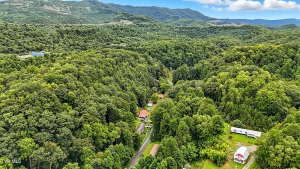 $160,000 | 9639 Cumberland Road, Pound, VA 24279