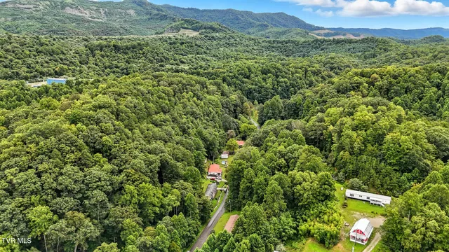 $160,000 | 9639 Cumberland Road, Pound, VA 24279