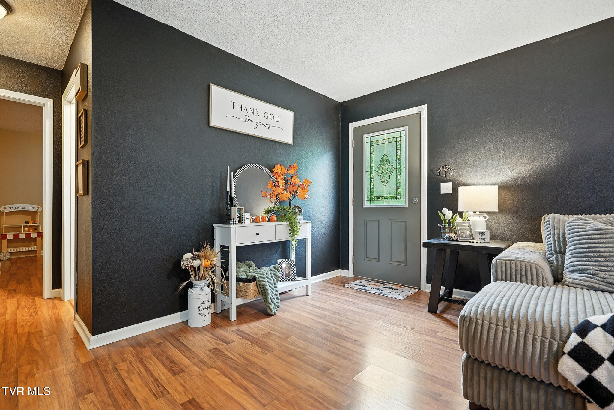 9639 Cumberland Road Pound, VA 24279 - Photo 6 of 37 IMG_6313