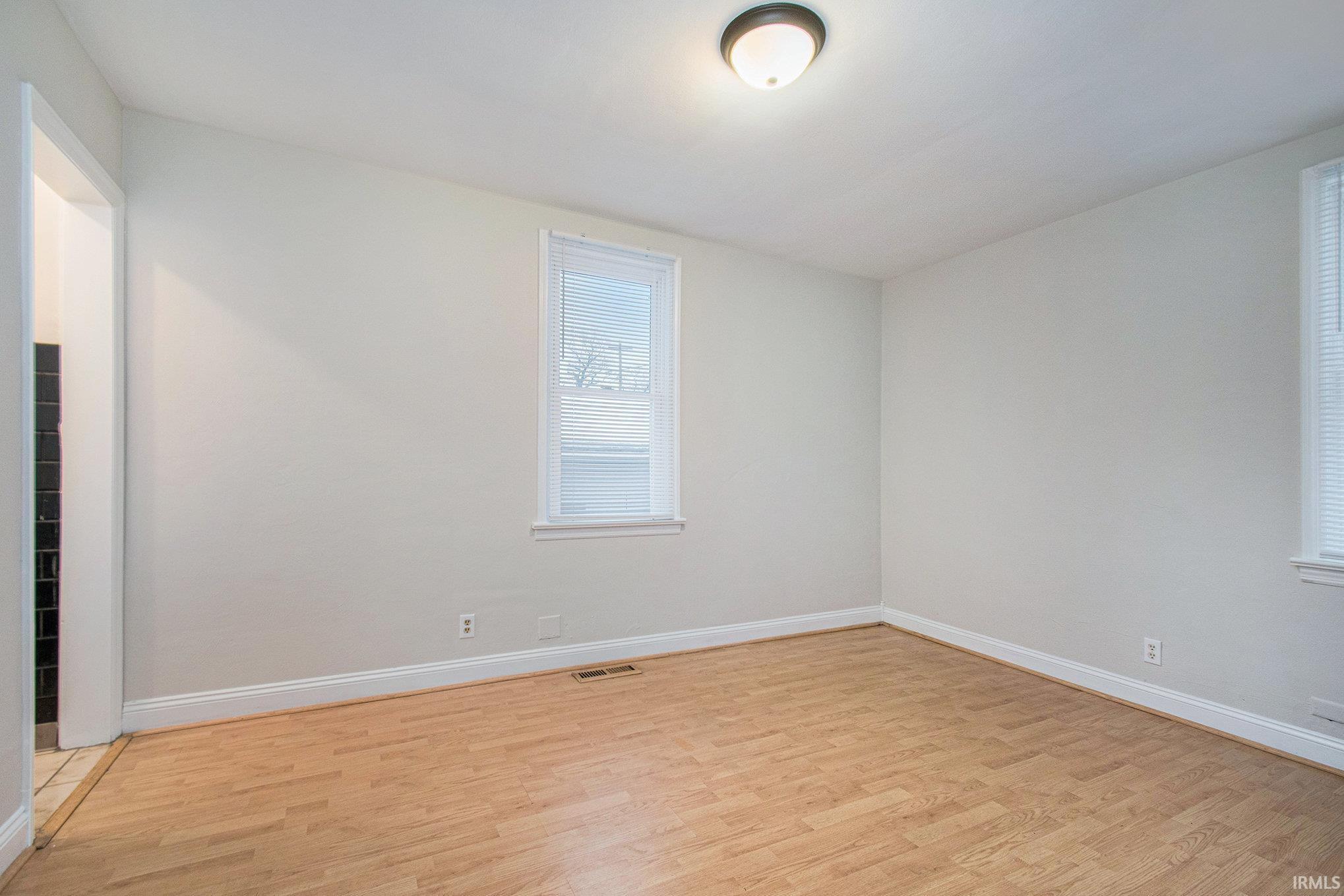 1710 East Calvert Street South Bend, IN 46613 - Photo 11 of 17