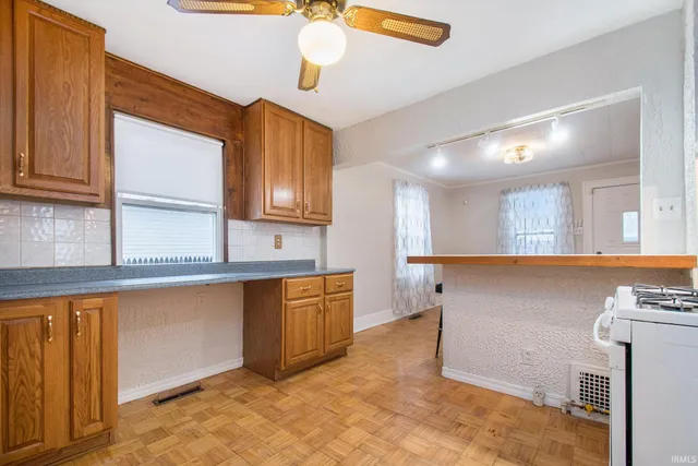 $125,000 | 1710 East Calvert Street, South Bend, IN 46613