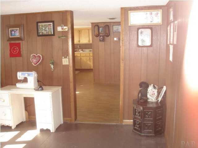 5030 Dobson Road Jay, FL 32565 - Photo 10 of 14 Gallery Image 10