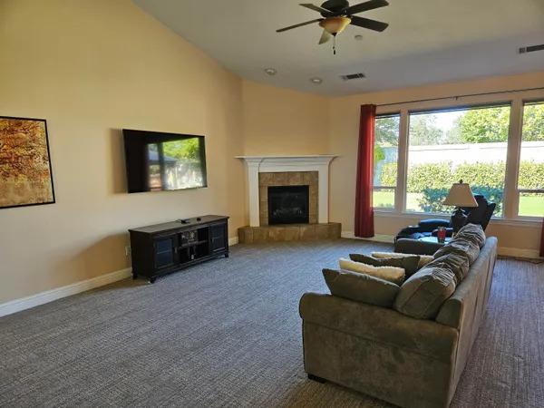 $515,000 | 3366 Old Lantern Drive, Redding, CA 96003