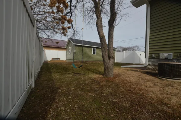 $275,000 | 109 West Roberts Street, Holmen, WI 54636