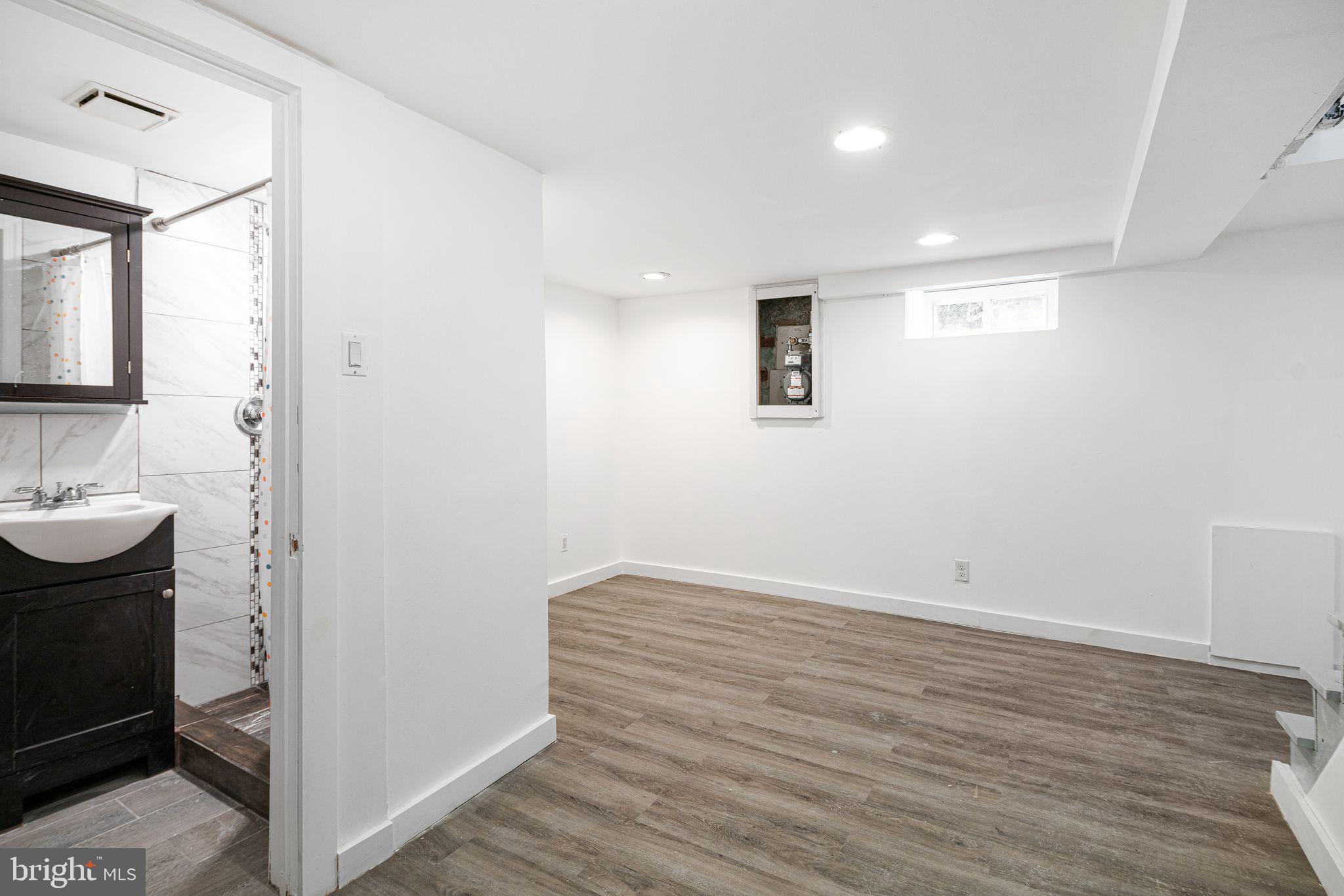 1337 Pennington Road Philadelphia, PA 19151 - Photo 15 of 21 Gallery Image 15