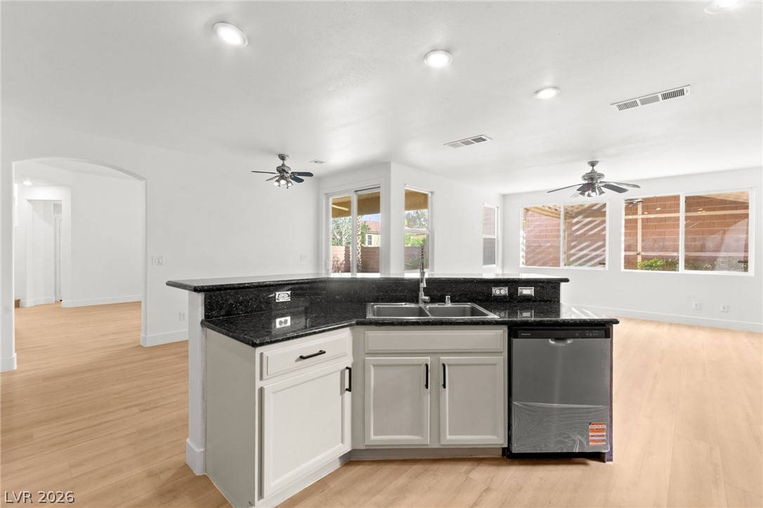 10001 Sharp Ridge Avenue Las Vegas, NV 89149 - Photo 26 of 92