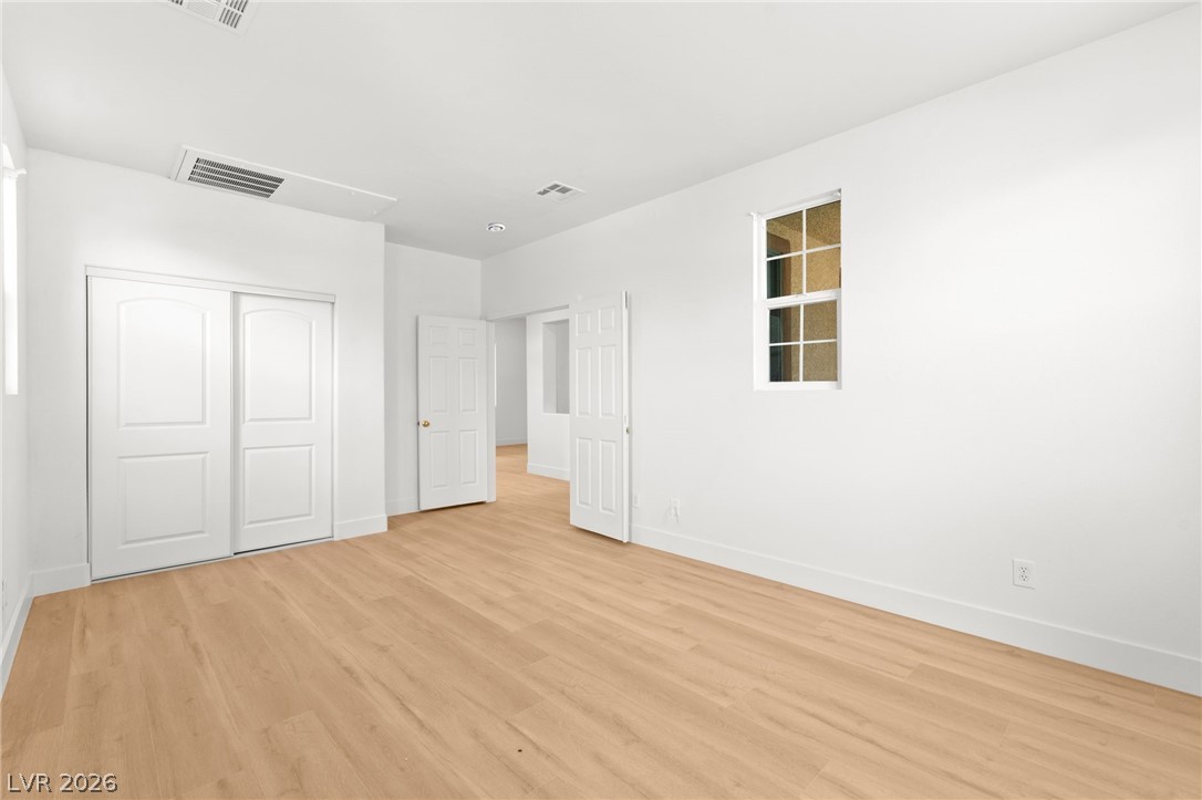 10001 Sharp Ridge Avenue Las Vegas, NV 89149 - Photo 36 of 92