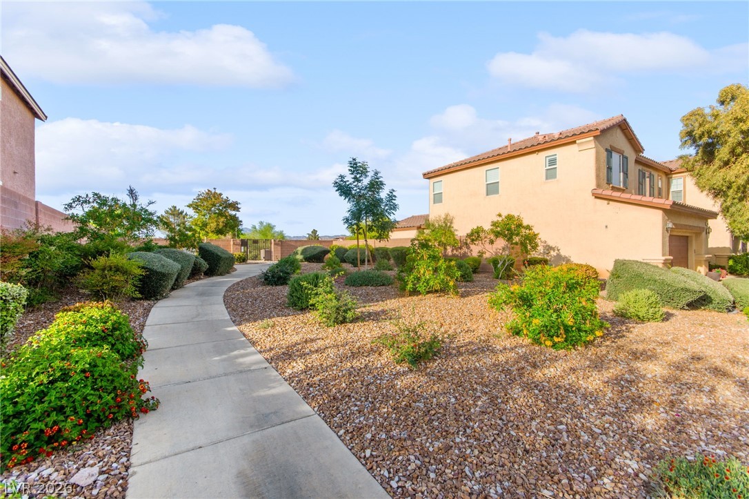 10001 Sharp Ridge Avenue Las Vegas, NV 89149 - Photo 89 of 92