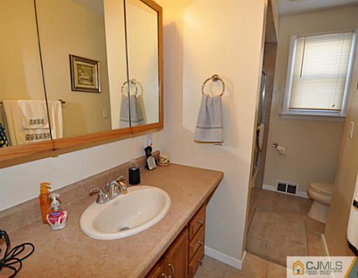 213 West Greystone Road Old Bridge, NJ 08857 - Photo 16 of 24 Gallery Image 16