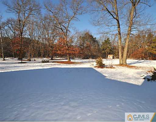 213 West Greystone Road Old Bridge, NJ 08857 - Photo 22 of 24 Gallery Image 22