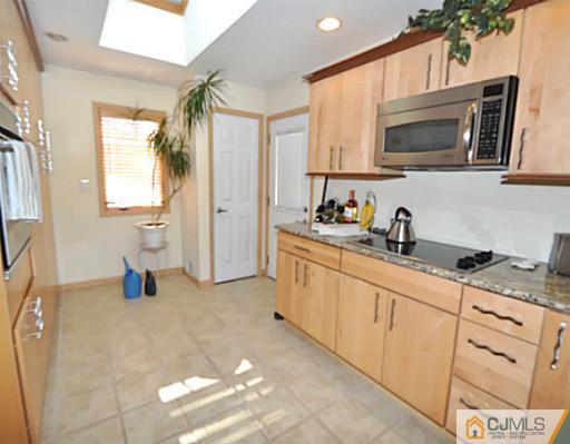 213 West Greystone Road Old Bridge, NJ 08857 - Photo 6 of 24 Gallery Image 6