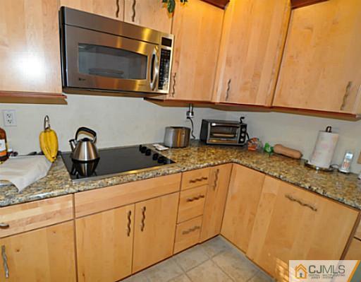 213 West Greystone Road Old Bridge, NJ 08857 - Photo 7 of 24 Gallery Image 7