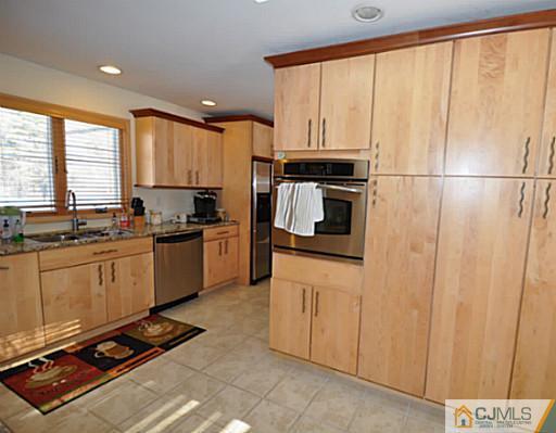 213 West Greystone Road Old Bridge, NJ 08857 - Photo 8 of 24 Gallery Image 8