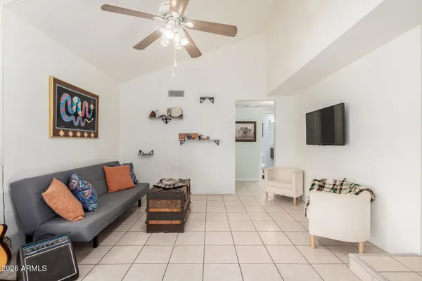 $279,000 | 915 South Hacienda Drive, Tempe, AZ 85288