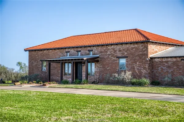 $2,995,000 | 20383 Highway 159, New Ulm, TX 78950