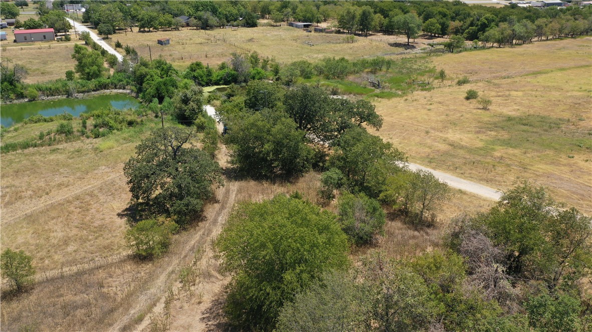 320 Rocket Road West Lorena, TX 76655 - Photo 9 of 13
