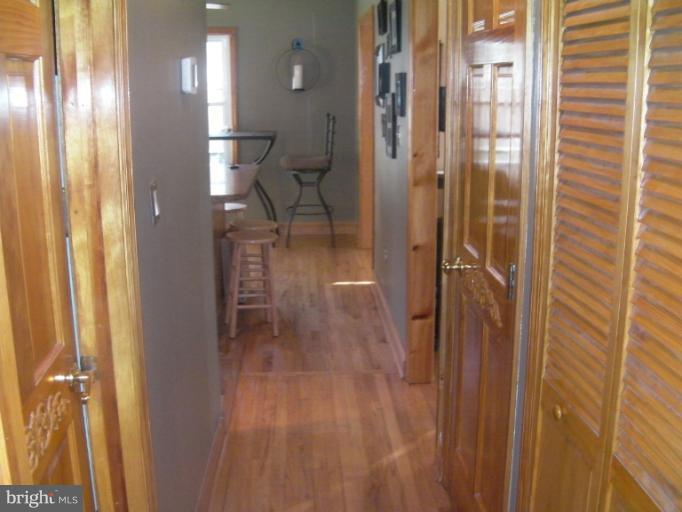 816 Windsor Road Arnold, MD 21012 - Photo 11 of 17 View