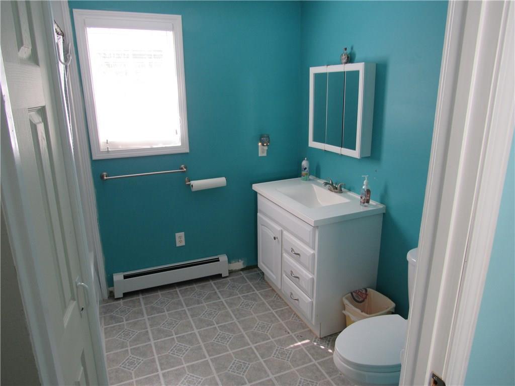 558 Poland Road Auburn, ME 04210 - Photo 8 of 26 MBath