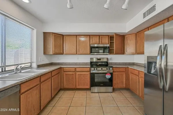 $2,300 | 9330 East Onza Avenue, Mesa, AZ 85212