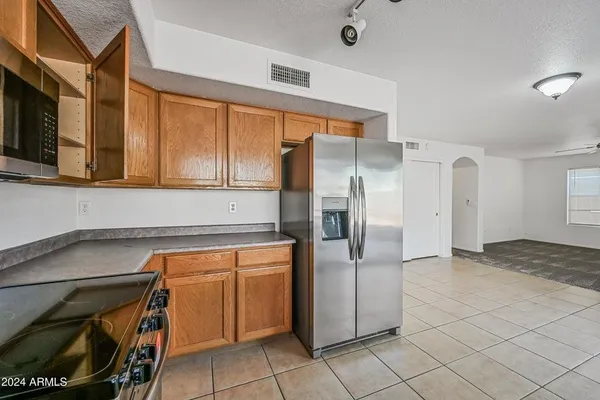 $2,400 | 9330 East Onza Avenue, Mesa, AZ 85212