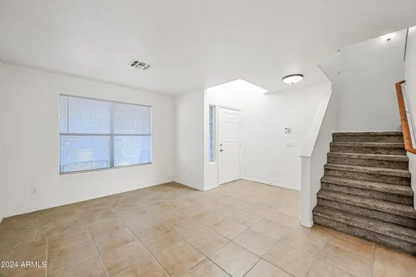 $2,400 | 9330 East Onza Avenue, Mesa, AZ 85212