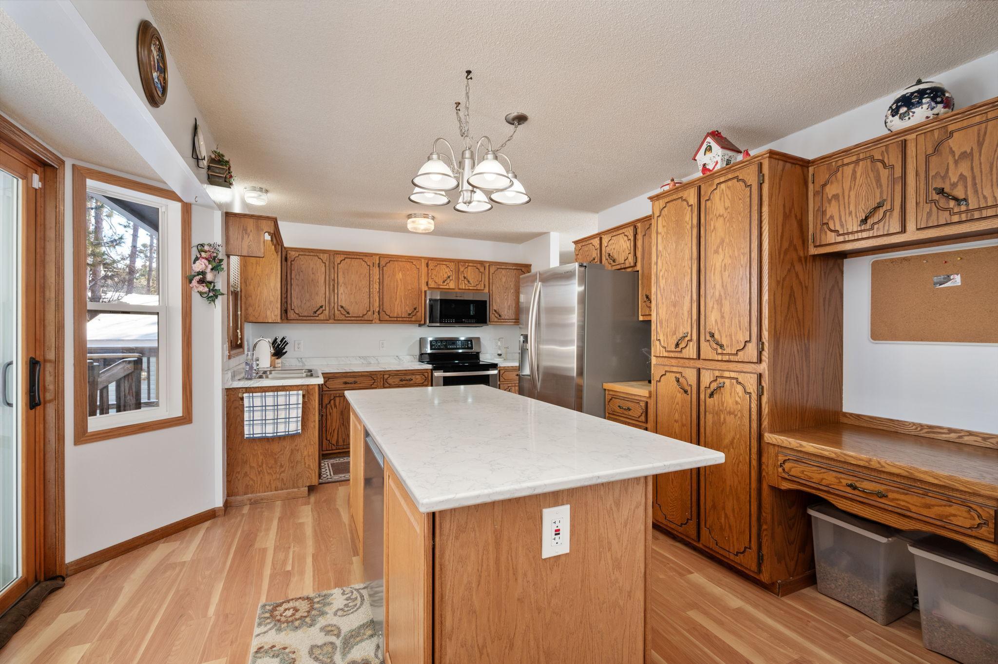 26437 Ridgewood Road Zimmerman, MN 55398 - Photo 8 of 30