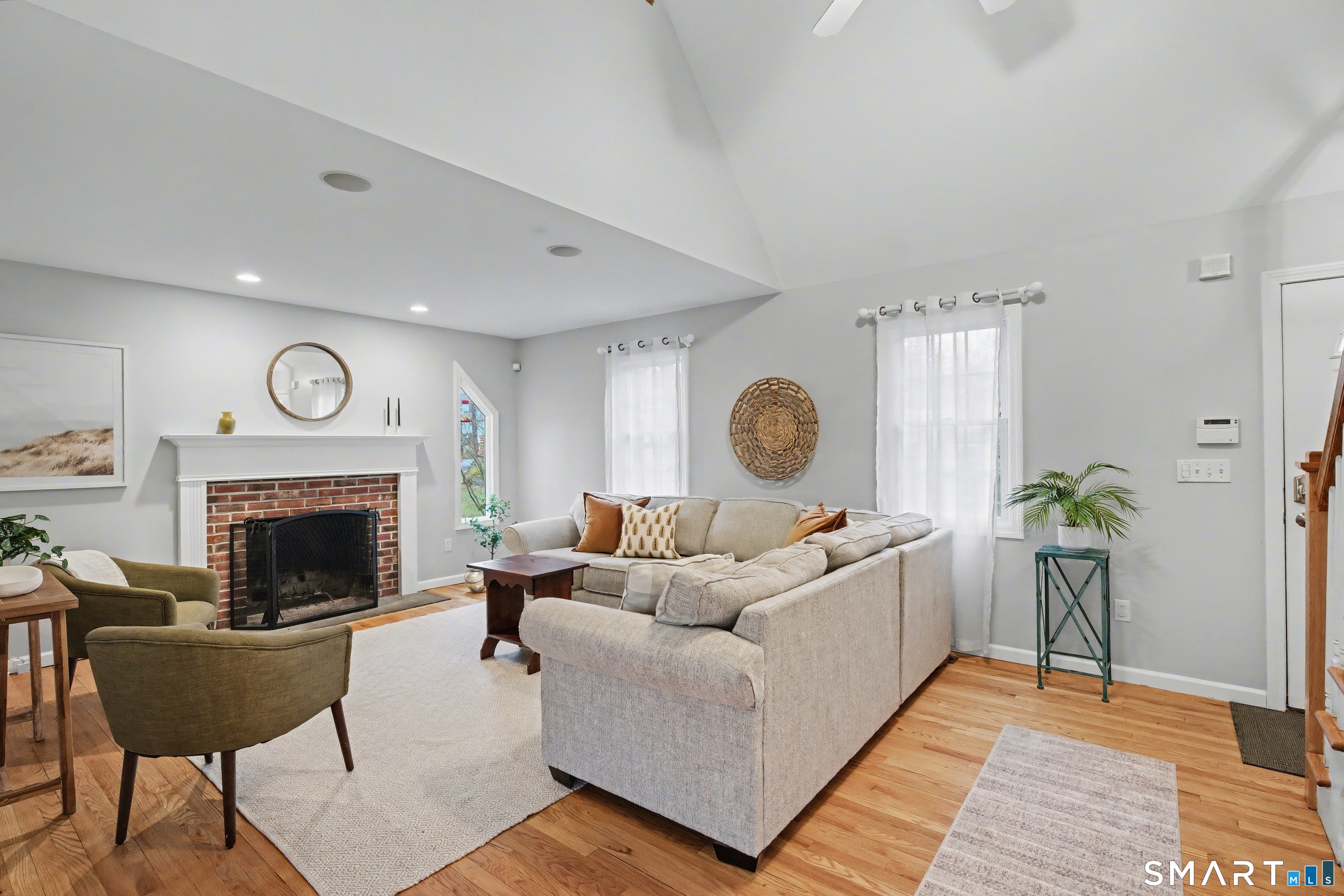 1941 Moose Hill Road Guilford, CT 06437 - Photo 3 of 40