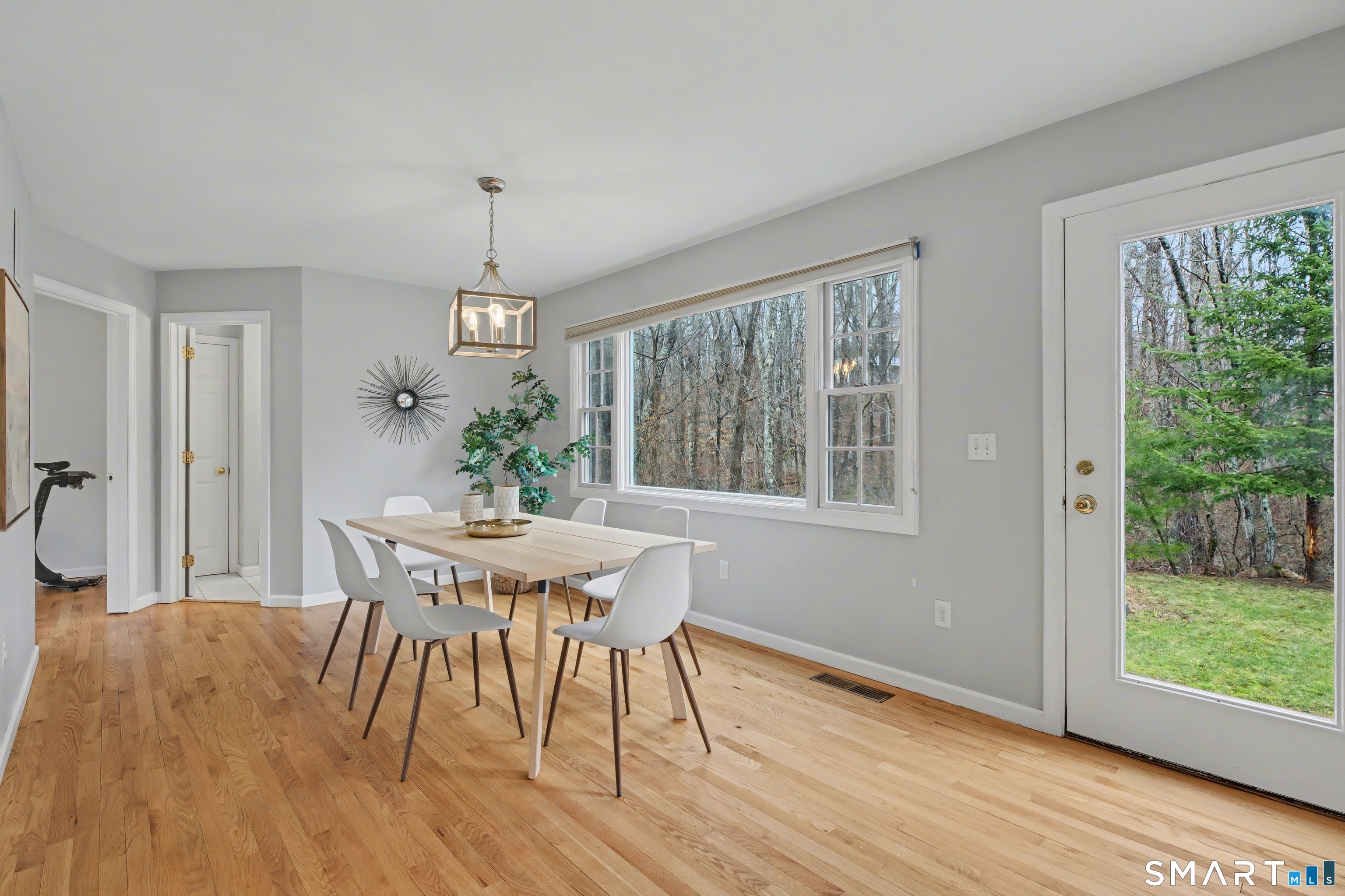 1941 Moose Hill Road Guilford, CT 06437 - Photo 8 of 40